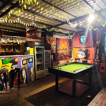 Showbiz Hostel 阳朔 外观 照片