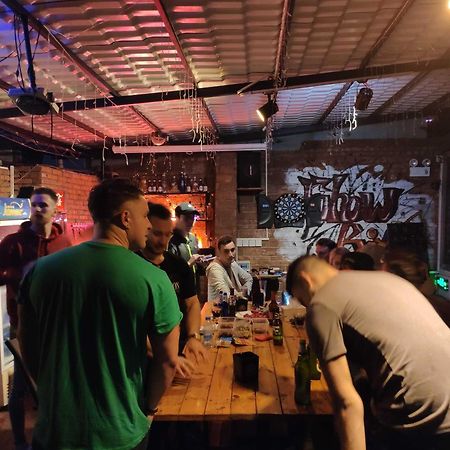 Showbiz Hostel 阳朔 外观 照片